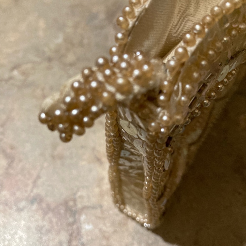 Vintage 1950s bag by Debbie hand made in Japan. Hand beaded and sequins. - Picture 5 of 8